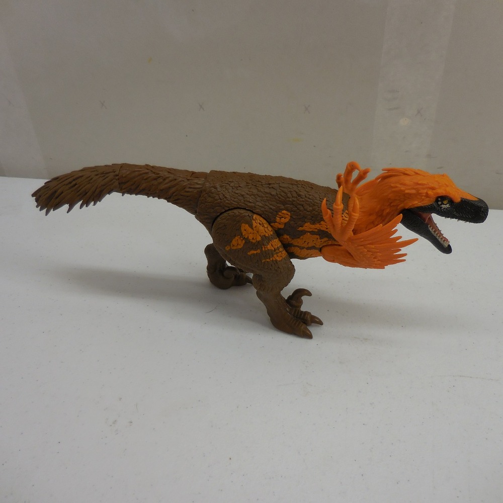 Mattel Jurassic World Dominion Pyroraptor Action Figure‎ Orange Brown GGW41